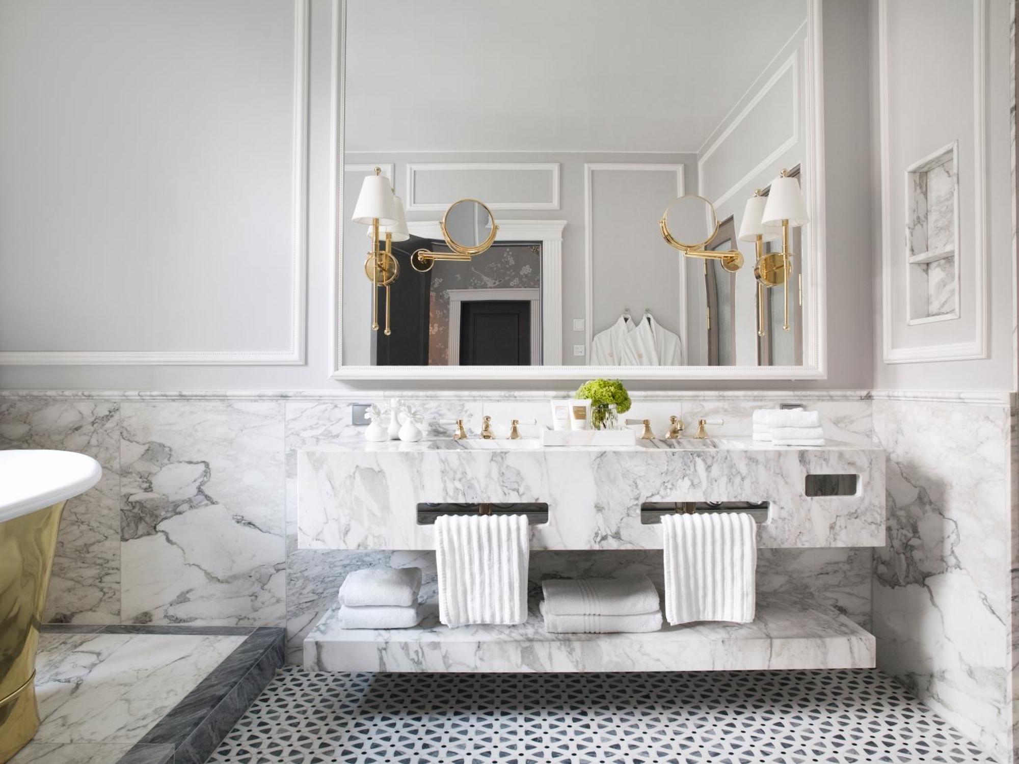 Britannia Hotel 5*